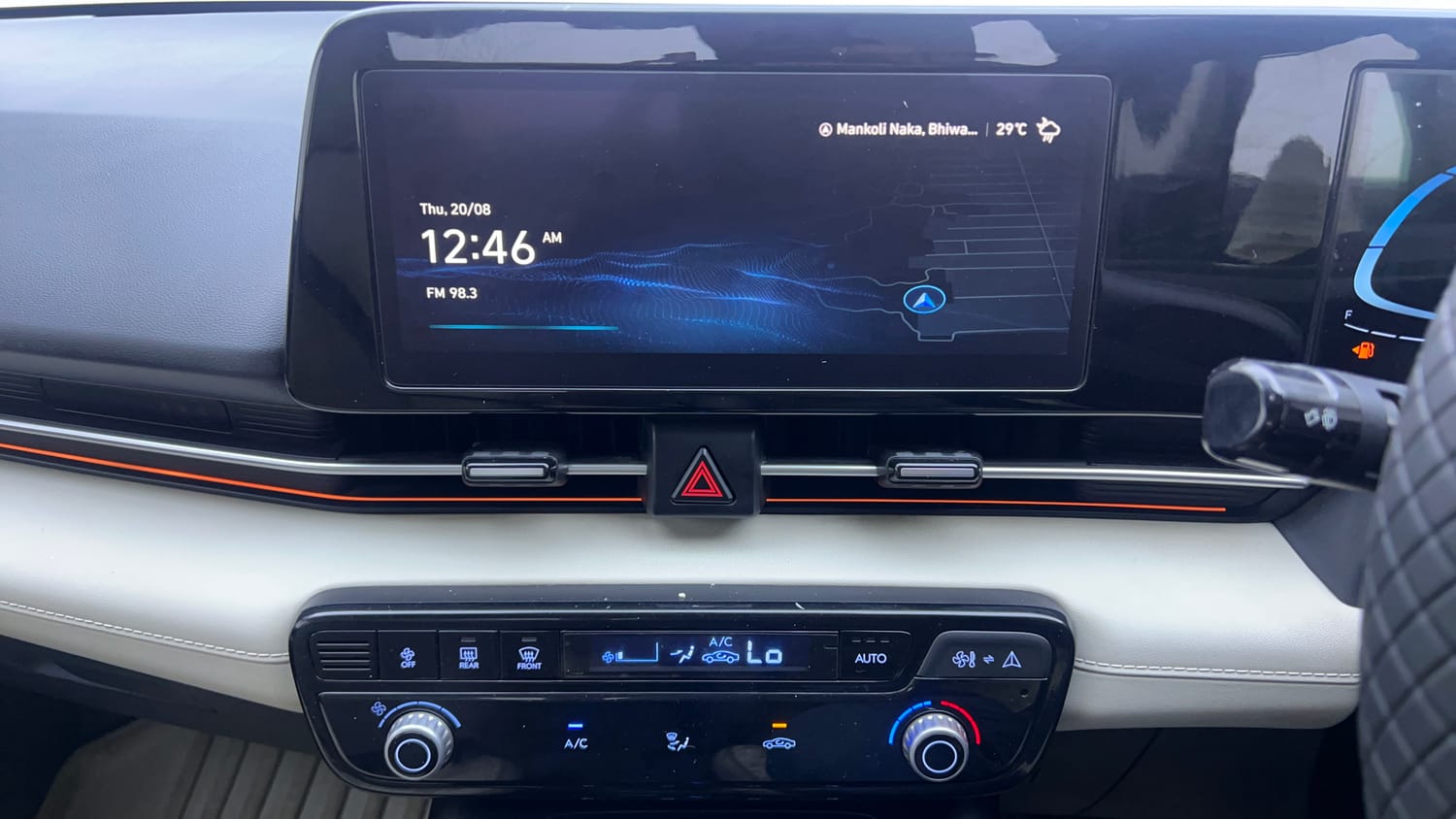 Used 2023 Hyundai Verna SX (O) 1.5 Petrol IVT Petrol Automatic interior MUSIC SYSTEM & AC CONTROL VIEW