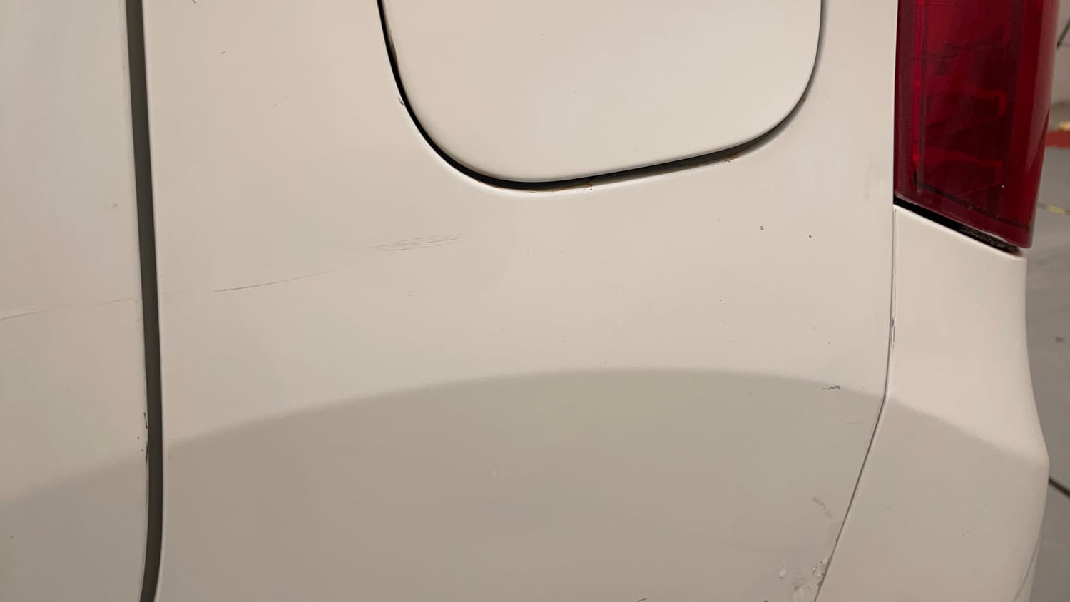 Used 2013 Maruti Suzuki Wagon R LXI Petrol Manual dents MINOR SCRATCH