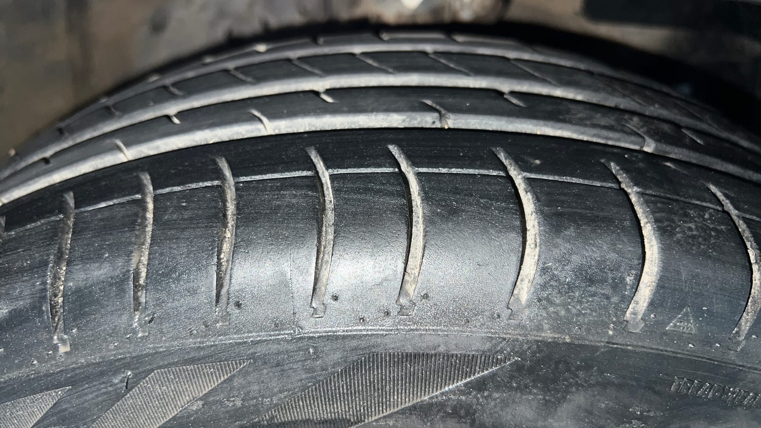 Used 2017 Honda Amaze 1.2 S i-VTEC Petrol Manual tyres RIGHT FRONT TYRE TREAD VIEW