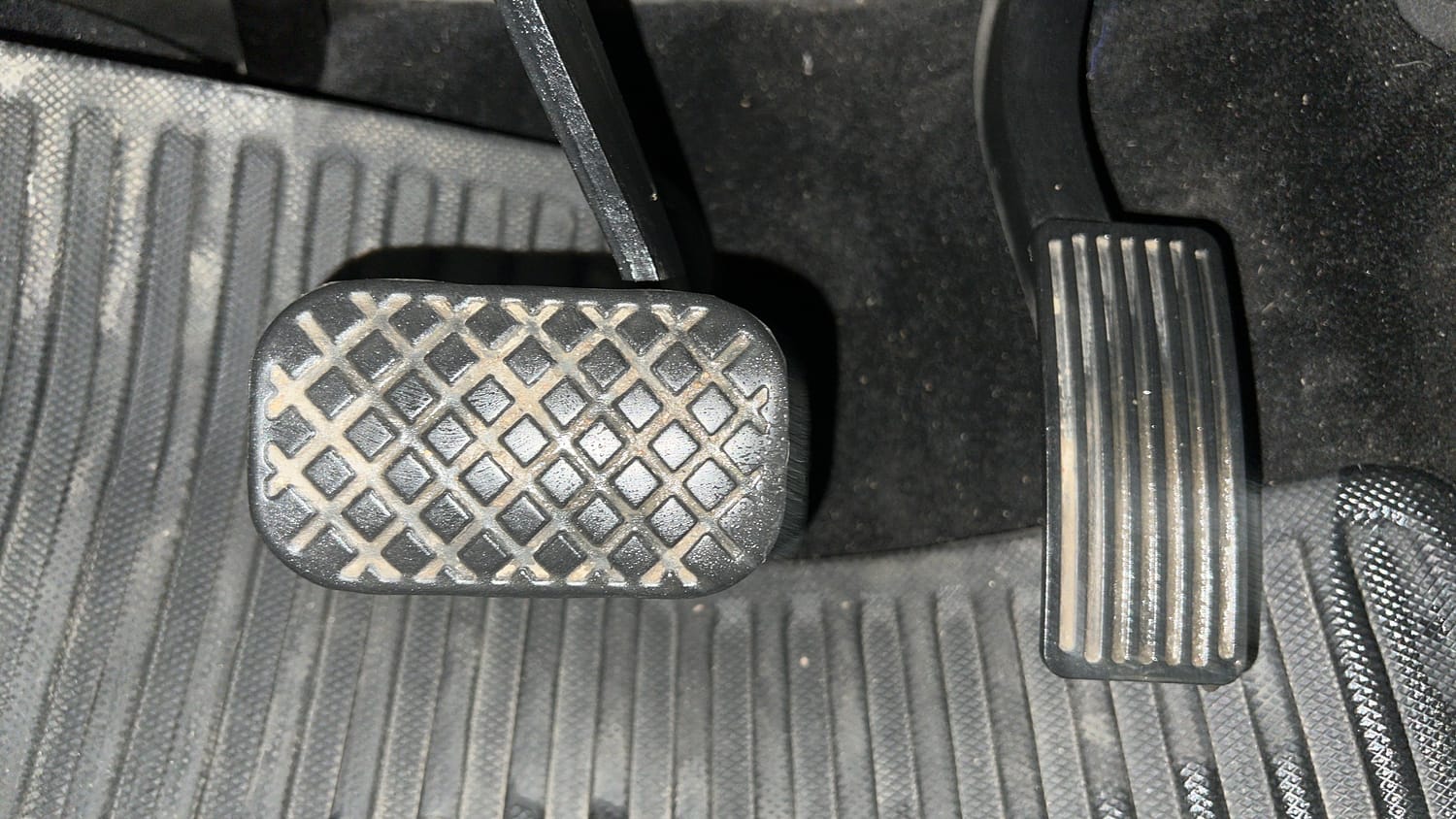 Used 2020 MG Motors Hector Plus Sharp 1.5 DCT Petrol Petrol Automatic interior PEDALS VIEW