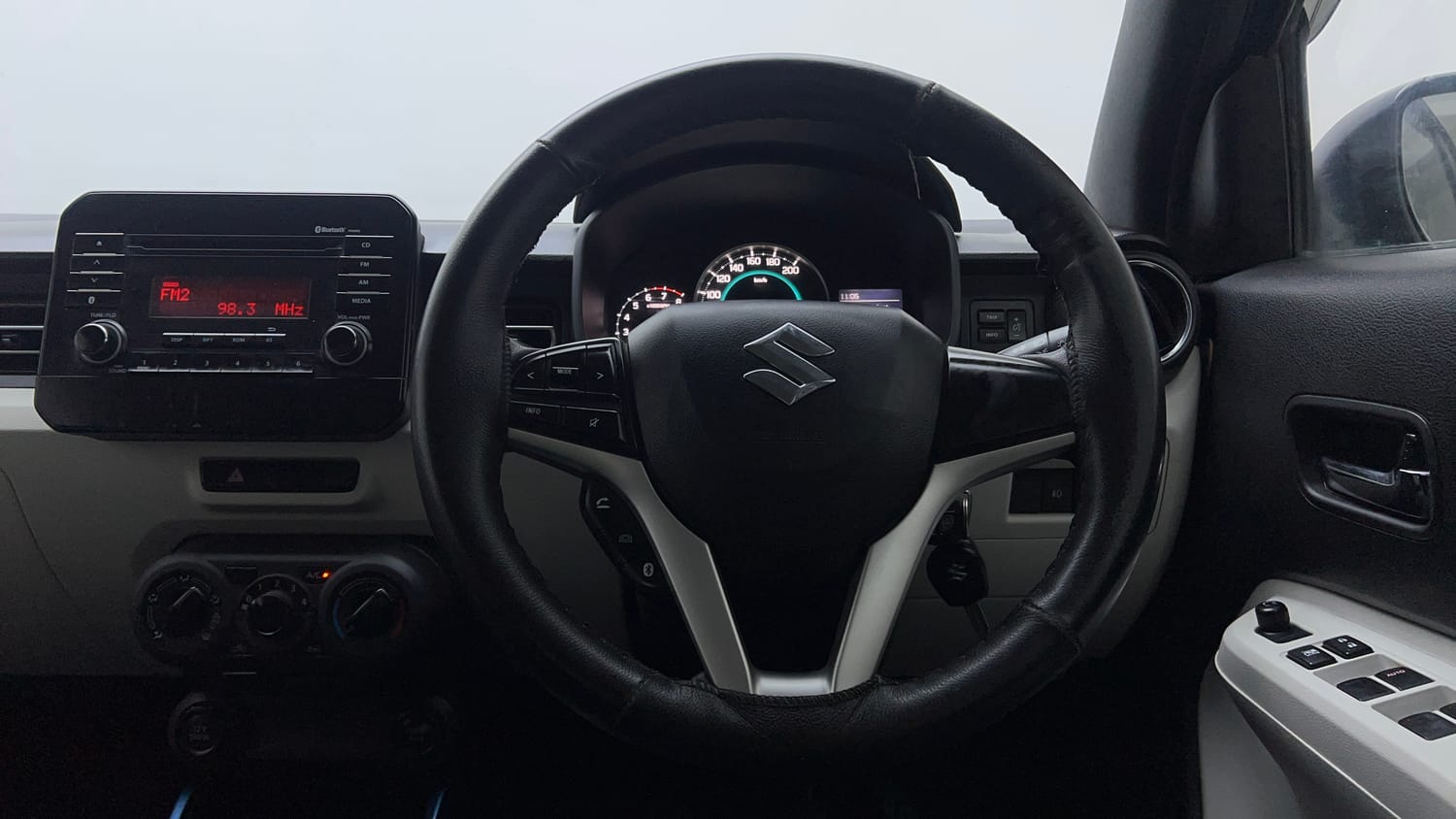 Used 2019 Maruti Suzuki Ignis Delta 1.2 MT Petrol Manual interior STEERING VIEW