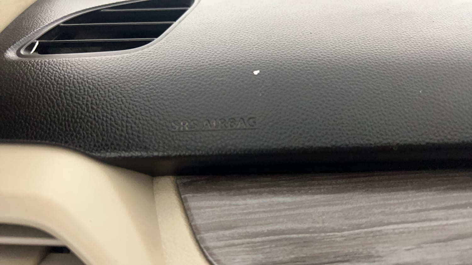 Used 2022 Maruti Suzuki Dzire ZXi Plus Petrol Manual top_features Airbags
