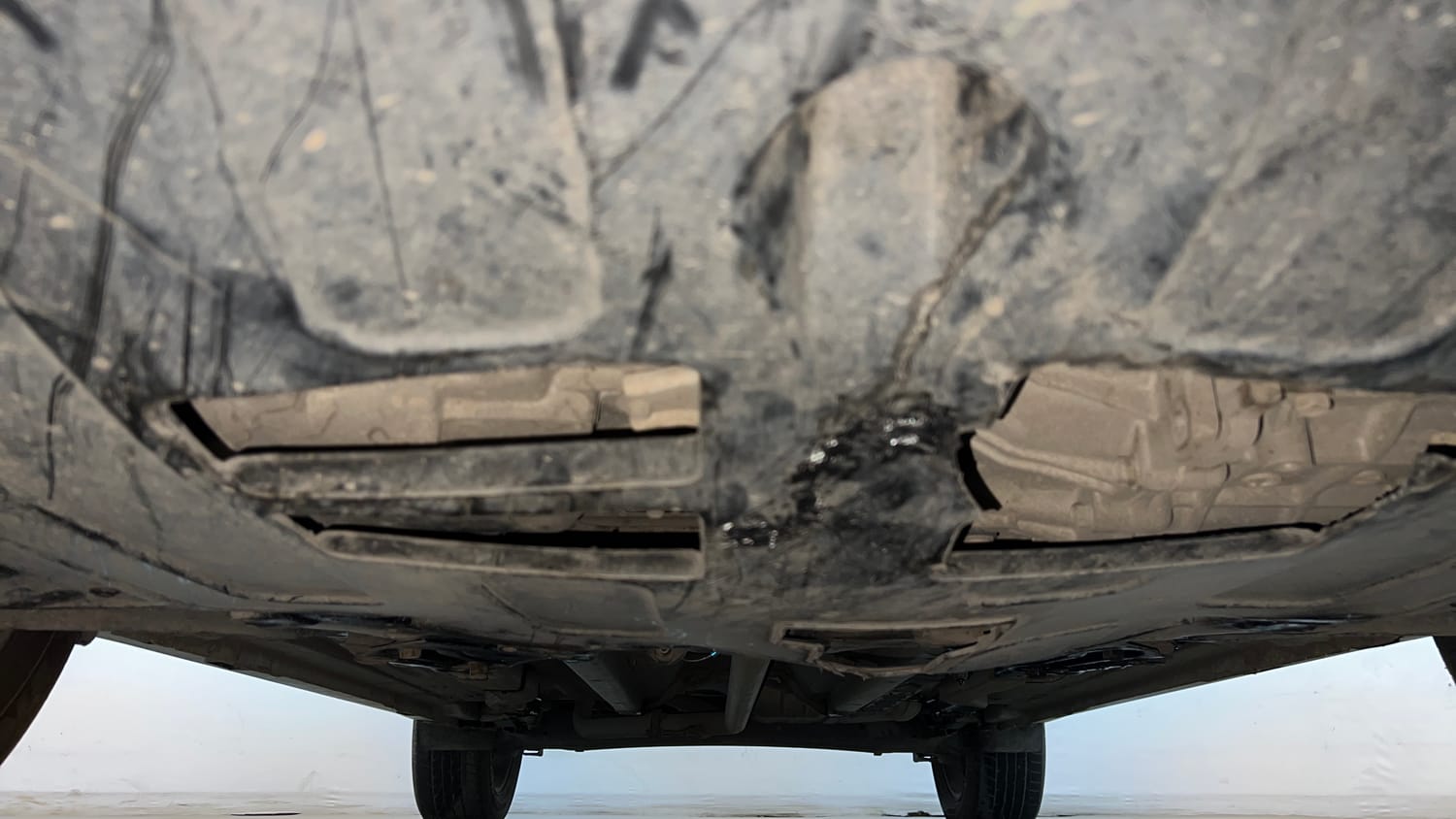 Used 2019 Hyundai Creta SX 1.6 AT CRDi Diesel Automatic extra FRONT LEFT UNDERBODY VIEW