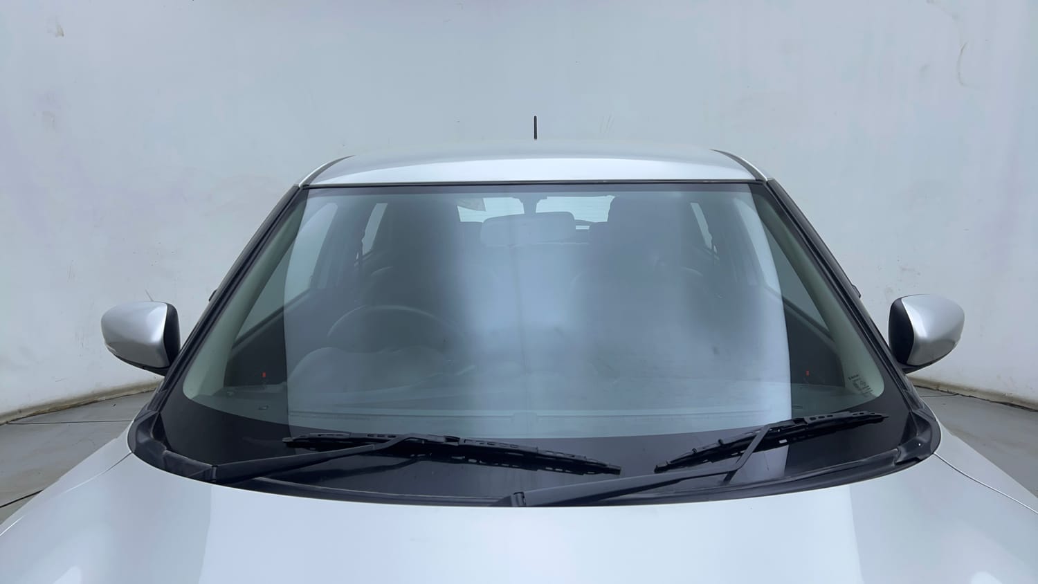 Used 2023 Maruti Suzuki Swift ZXi Plus AMT Petrol Automatic exterior FRONT WINDSHIELD VIEW
