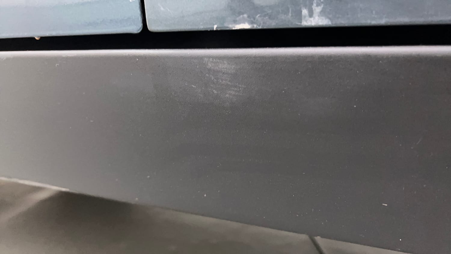 Used 2023 Mahindra XUV 300 W4 1.2 Petrol Petrol Manual dents MINOR SCRATCH
