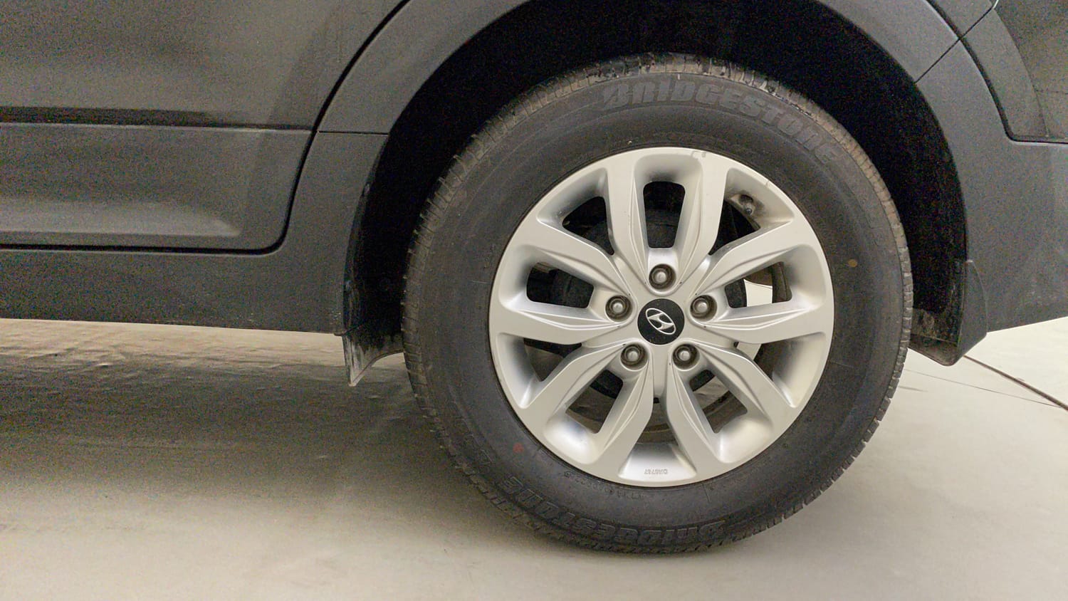 Used 2020 Hyundai Creta SX 1.6 Petrol Petrol Manual tyres LEFT REAR TYRE RIM VIEW