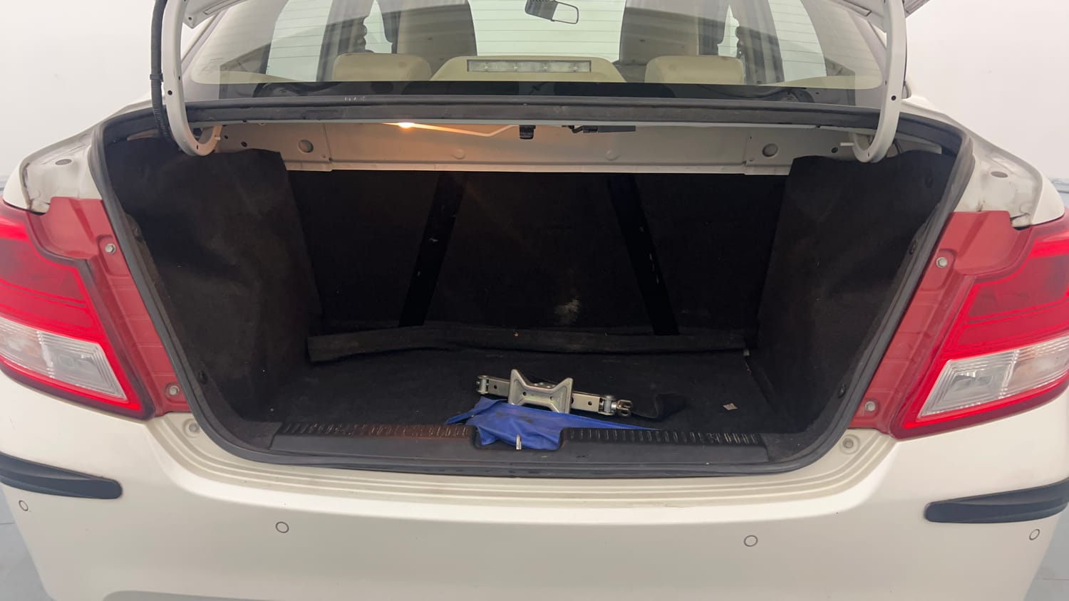 Used 2022 Maruti Suzuki Dzire ZXi Plus Petrol Manual interior DICKY INSIDE VIEW