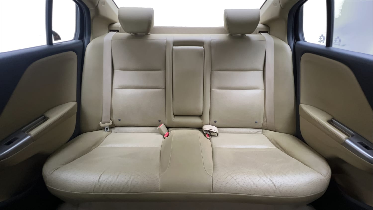 Used 2017 Honda City ZX CVT Petrol Petrol Automatic interior REAR SEAT CONDITION VIEW