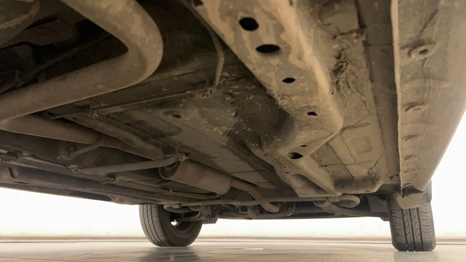 Used 2022 Tata Tiago XZ Plus CNG Cng Manual extra REAR RIGHT UNDERBODY VIEW