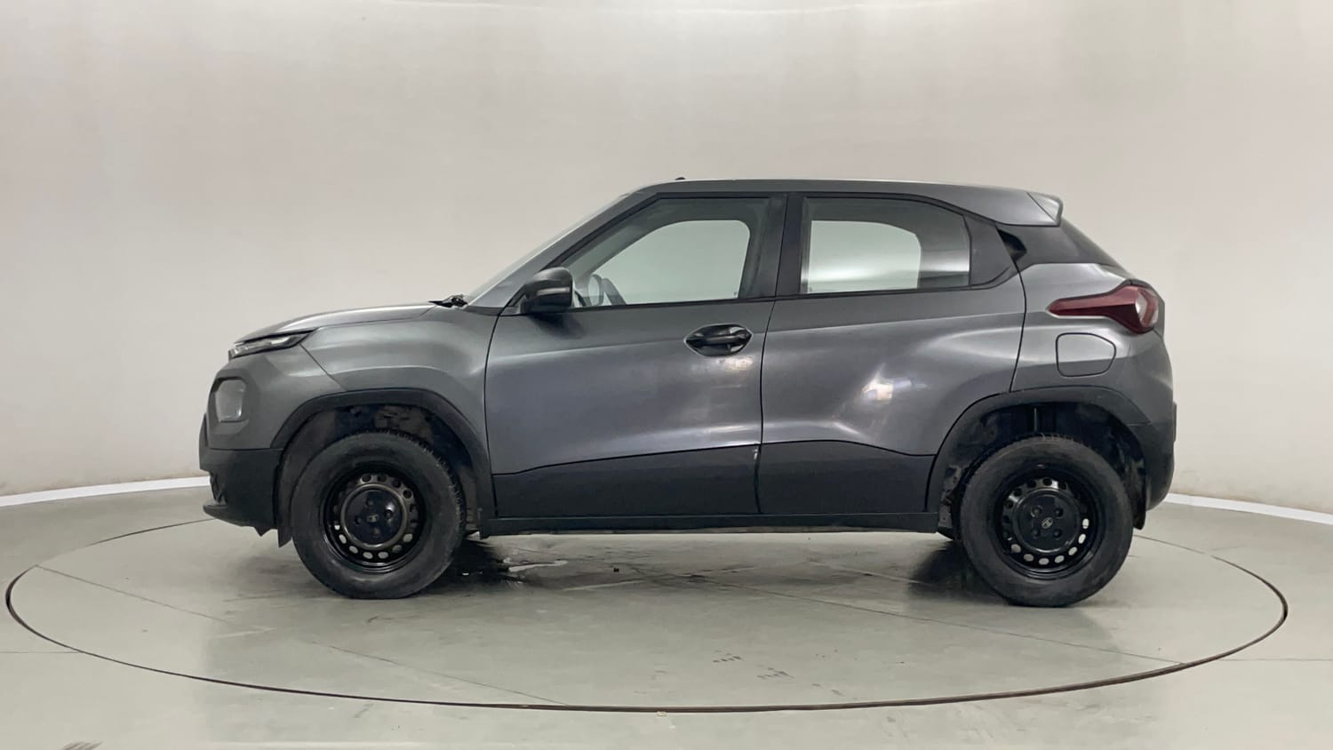 Used 2021 Tata Punch Pure MT Petrol Manual exterior LEFT SIDE VIEW