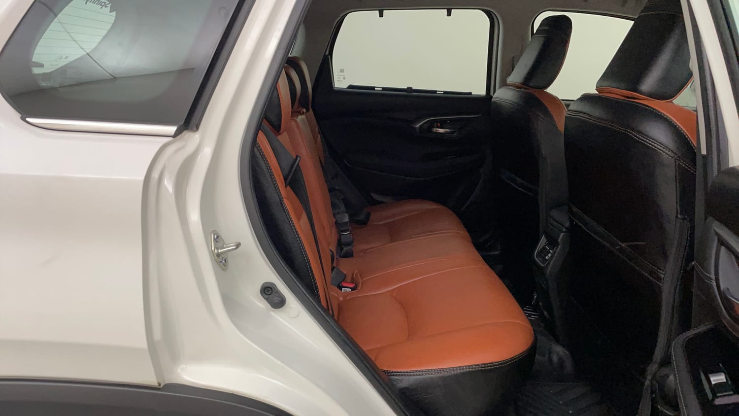 Used 2025 Toyota Urban Cruiser Hyryder G (O) AT NeoDrive Petrol Automatic interior RIGHT SIDE REAR DOOR CABIN VIEW