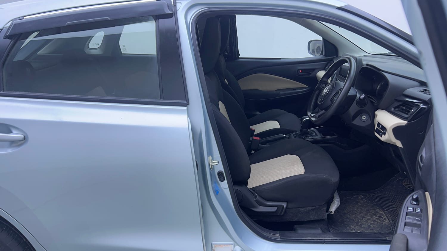 Used 2023 Toyota Glanza S AMT Petrol Automatic interior RIGHT SIDE FRONT DOOR CABIN VIEW
