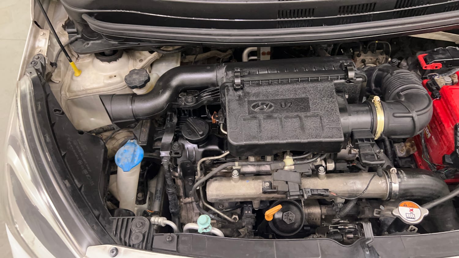 Used 2018 Hyundai Xcent SX 1.1 CRDi Diesel Manual engine ENGINE RIGHT SIDE VIEW