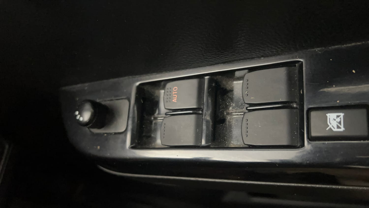 Used 2018 Maruti Suzuki Wagon R 1.0 VXI AMT Petrol Automatic top_features Adjustable ORVM