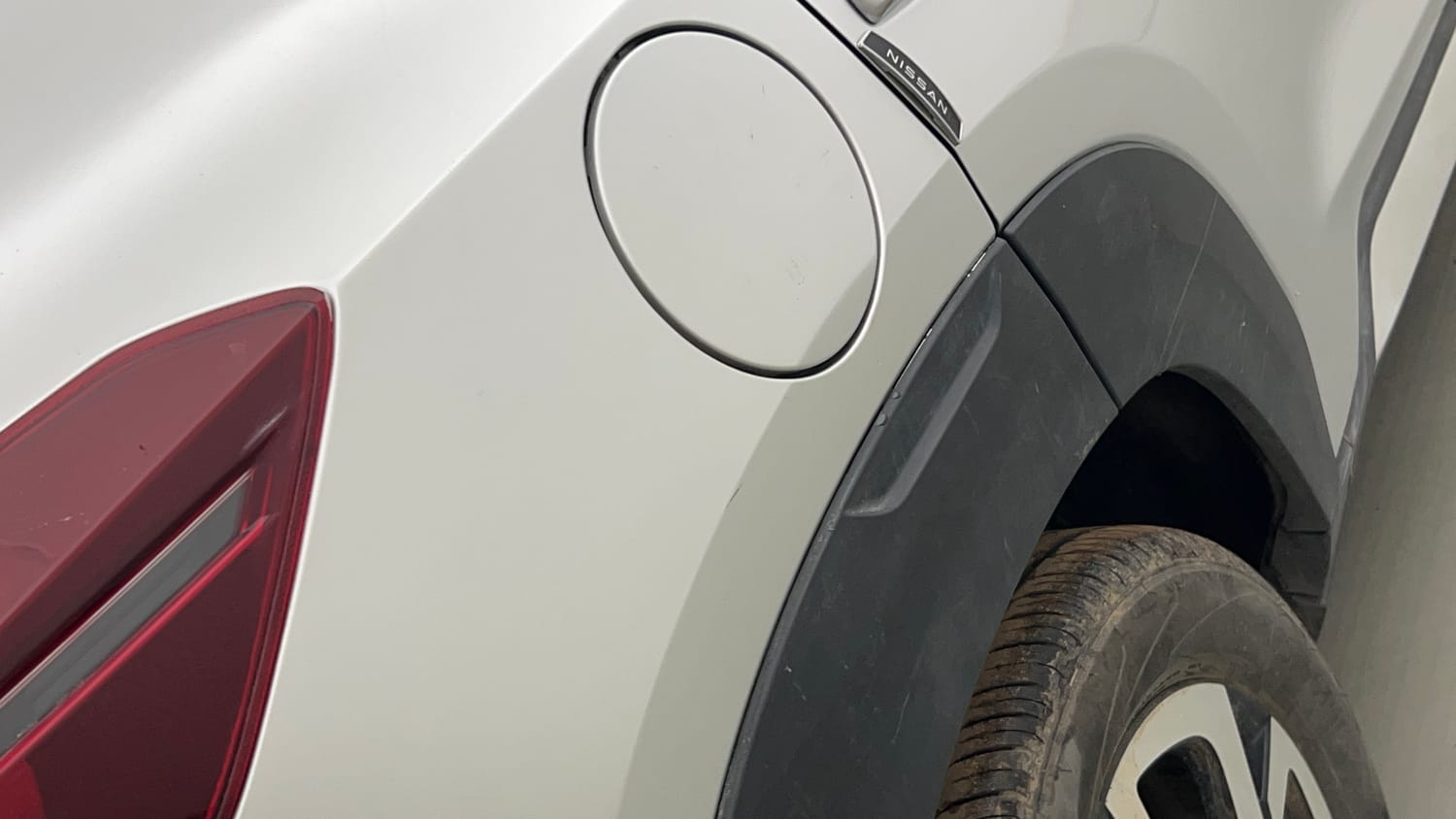 Used 2021 Nissan Magnite XV Petrol Manual dents MINOR SCRATCH