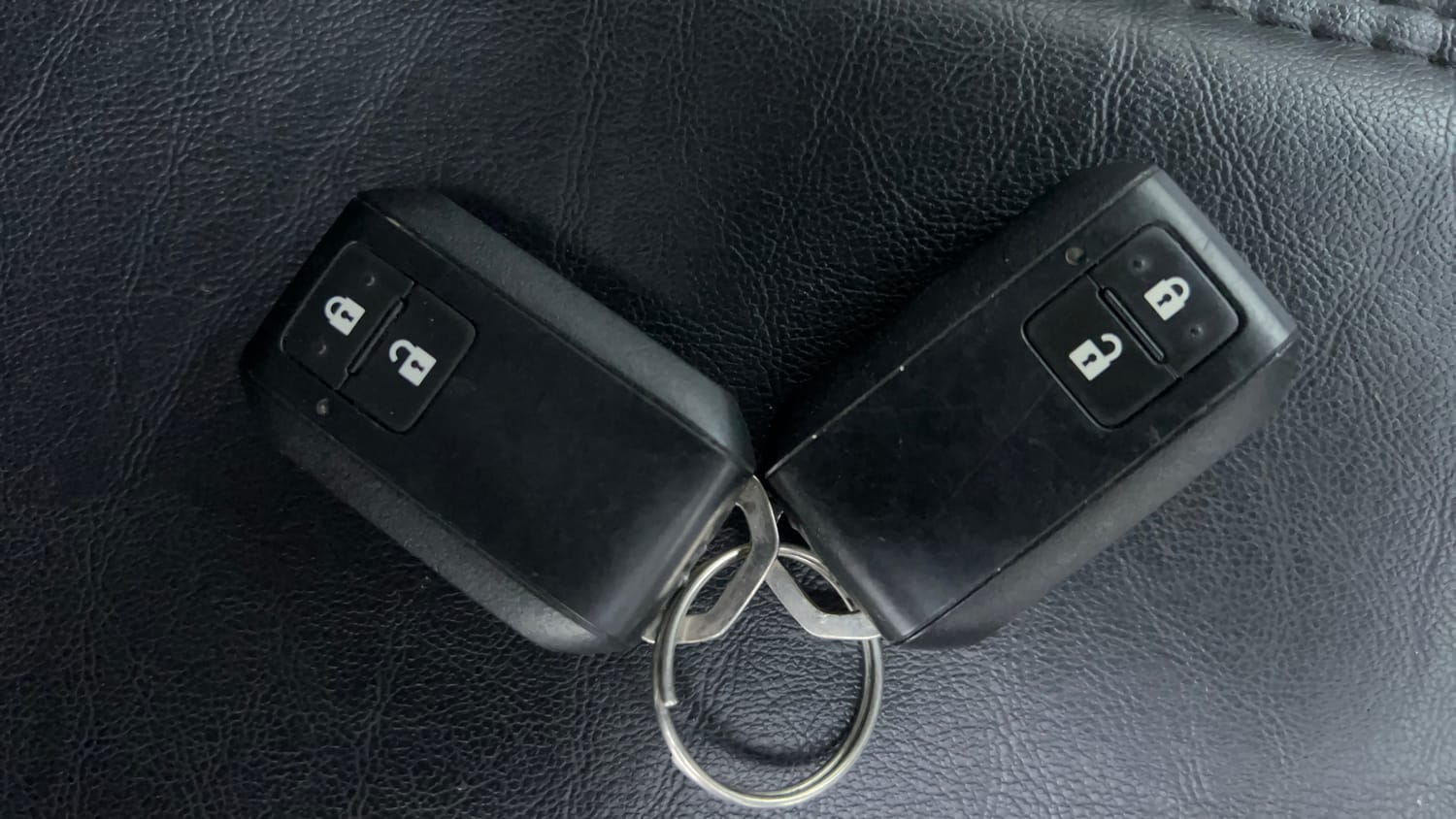 Used 2023 Maruti Suzuki Swift ZXi Plus AMT Petrol Automatic extra CAR KEY VIEW