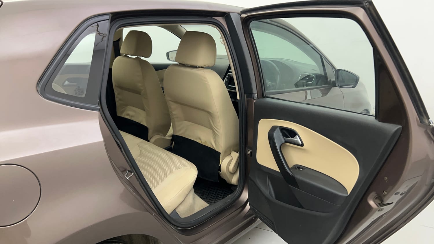 Used 2016 Volkswagen Polo Highline1.5L (D) Diesel Manual interior RIGHT SIDE REAR DOOR CABIN VIEW