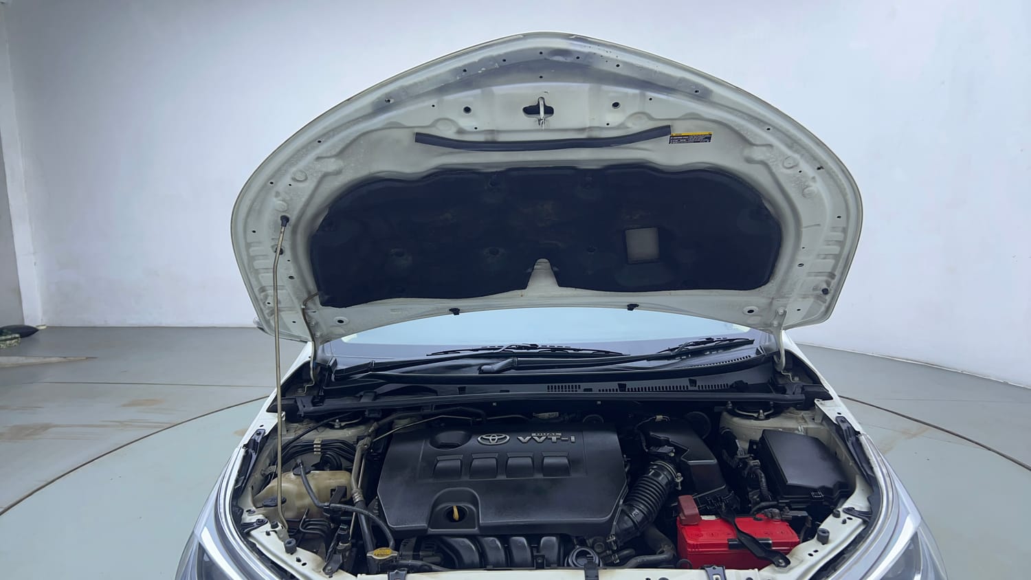 Used 2019 Toyota Corolla Altis GL Petrol Petrol Manual engine ENGINE & BONNET OPEN FRONT VIEW