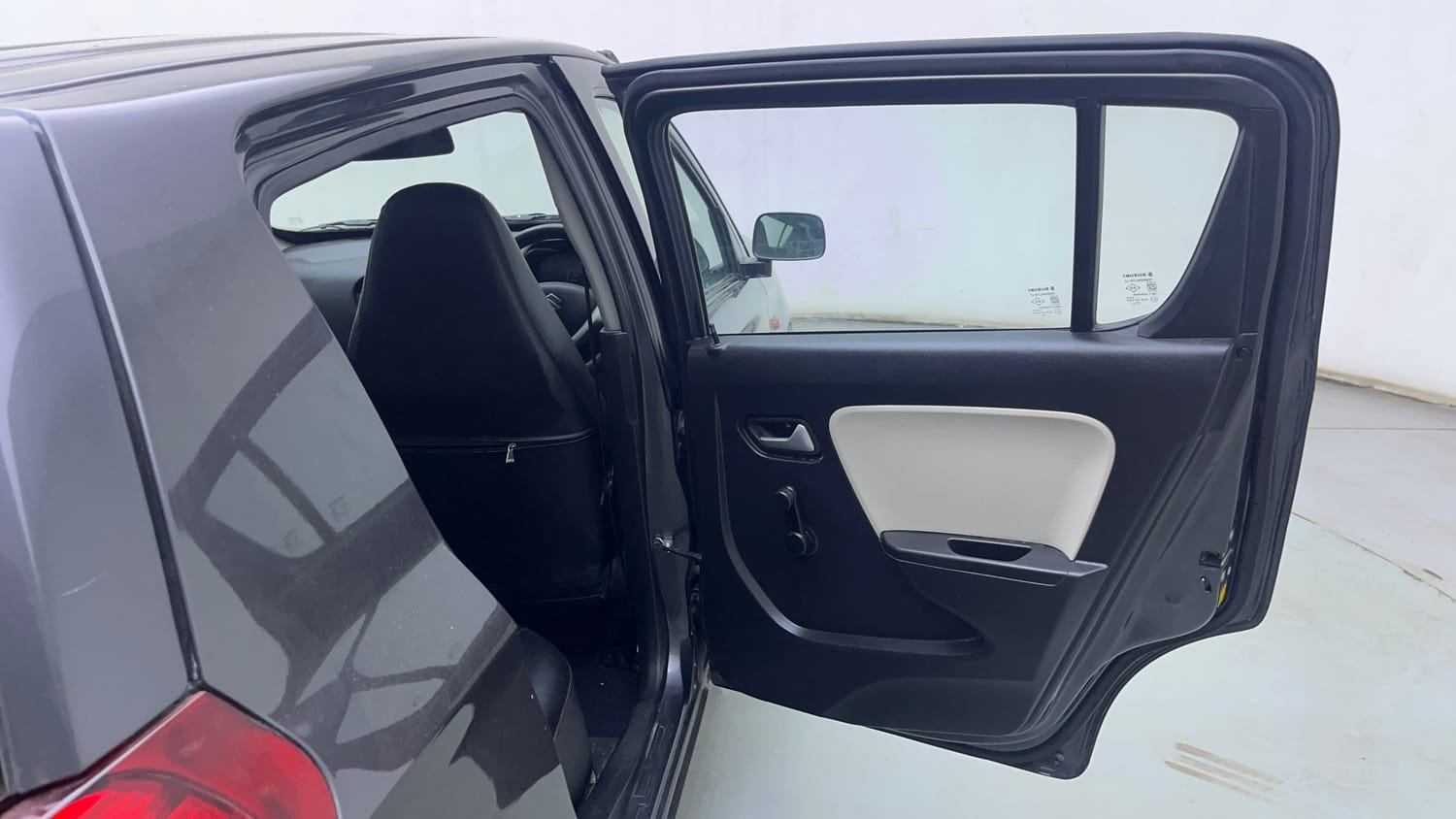 Used 2020 Maruti Suzuki Alto 800 LXi Petrol Manual interior RIGHT REAR DOOR OPEN VIEW