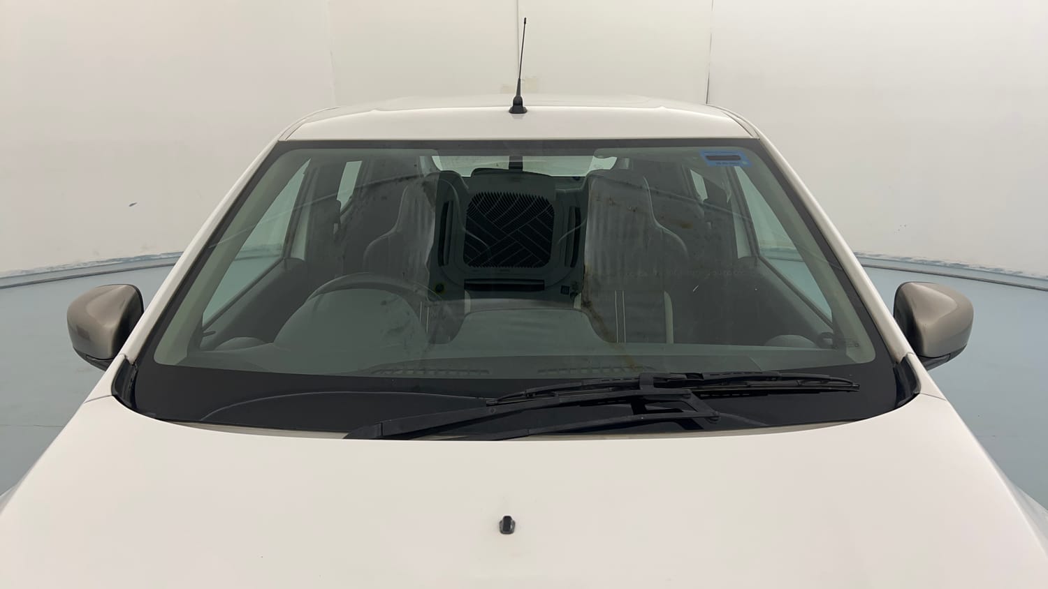 Used 2021 Renault Kwid RXT 1.0 Opt Petrol Manual exterior FRONT WINDSHIELD VIEW