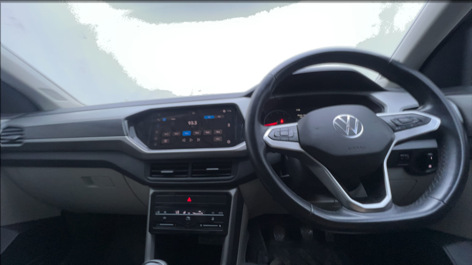 Used 2022 Volkswagen Taigun Highline 1.0 TSI MT Petrol Manual interior DASHBOARD VIEW