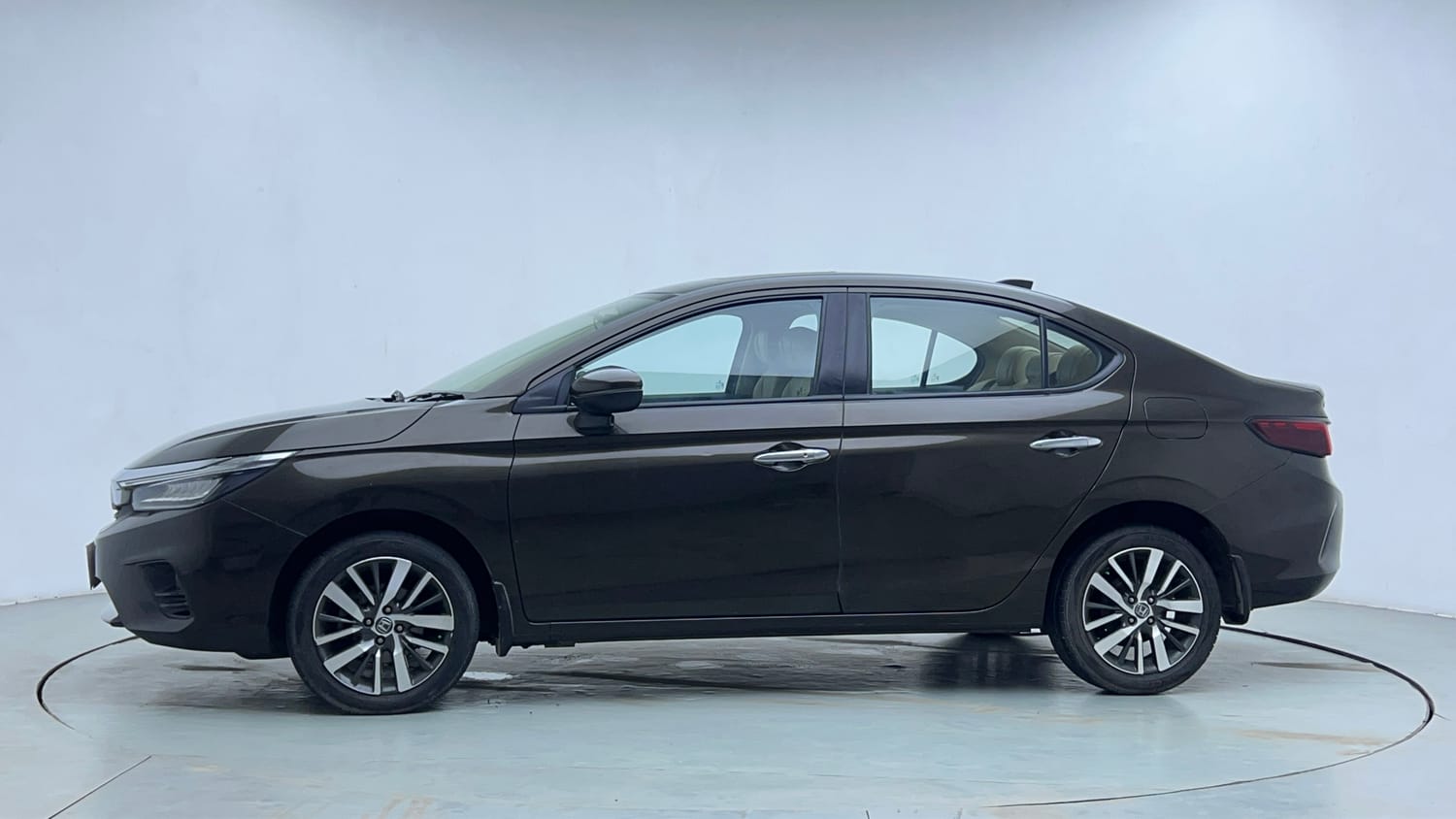 Used 2021 Honda City ZX CVT Petrol Petrol Automatic exterior LEFT SIDE VIEW