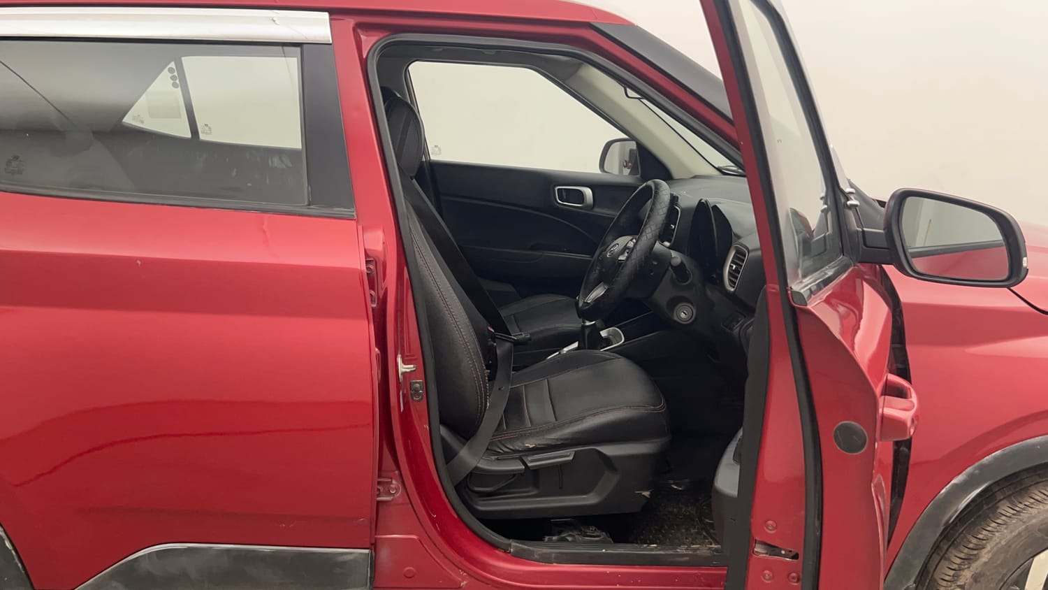 Used 2019 hyundai Venue SX 1.0 Turbo Petrol Petrol Manual interior RIGHT SIDE FRONT DOOR CABIN VIEW