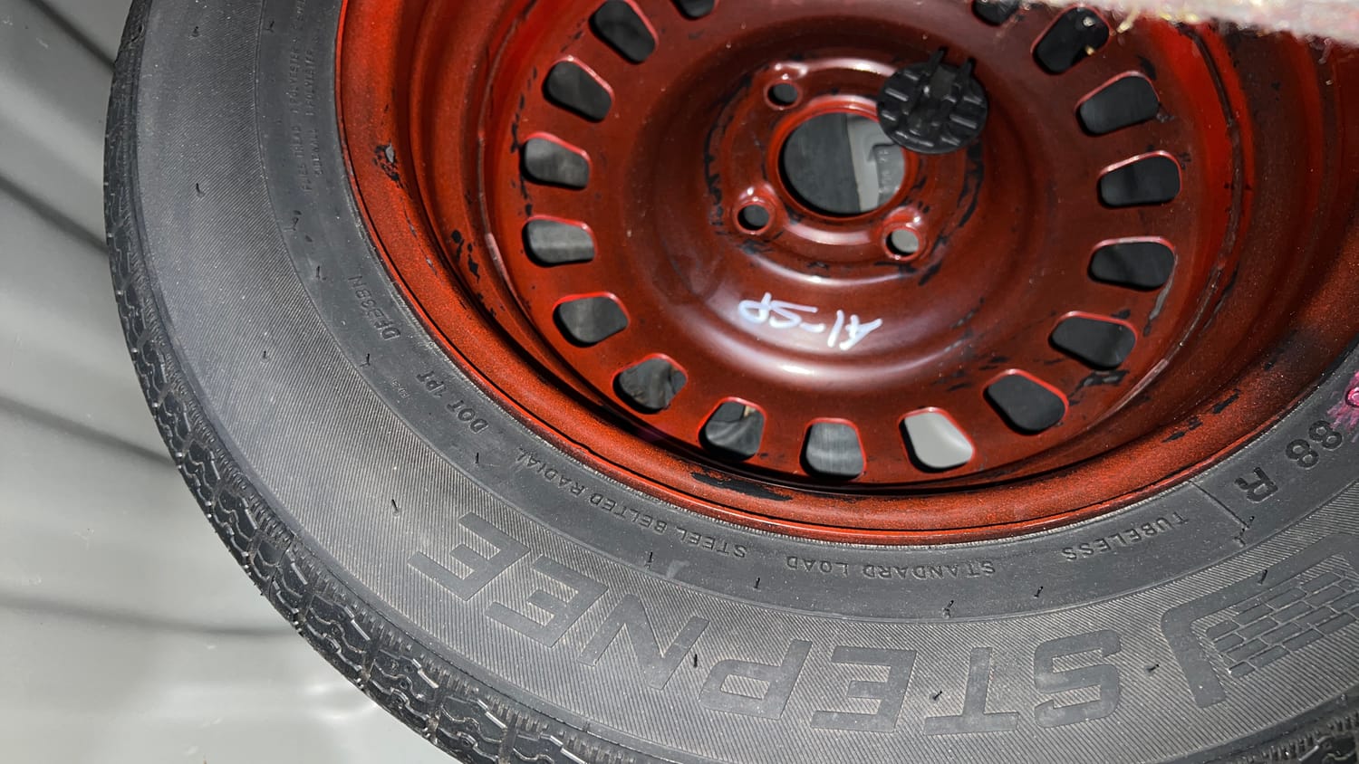 Used 2023 Nissan Magnite XL Petrol+Cng (Outside fitted) Cng Manual tyres SPARE TYRE VIEW
