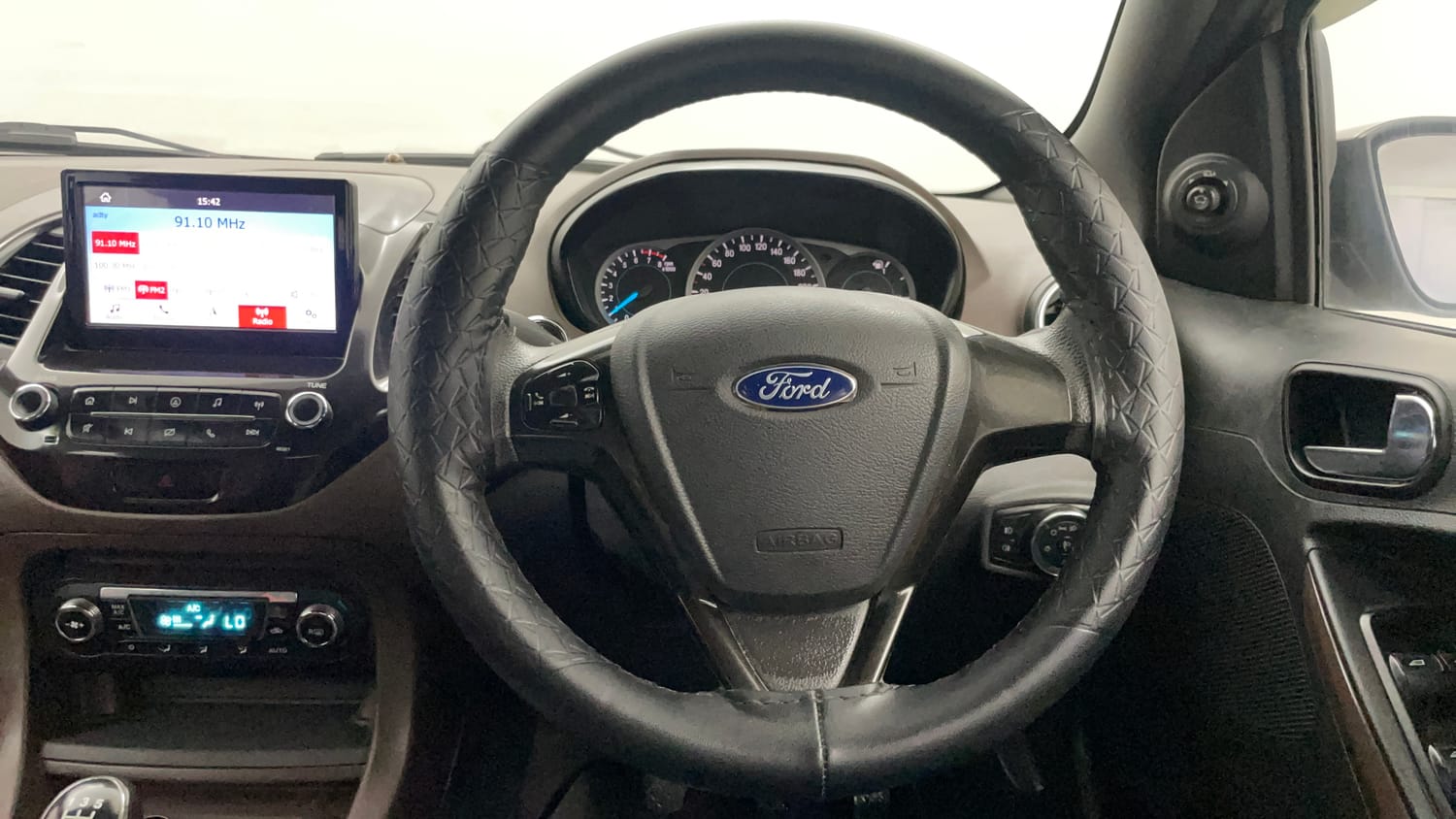 Used 2018 Ford Freestyle Titanium 1.2 Ti-VCT Petrol Manual interior STEERING VIEW