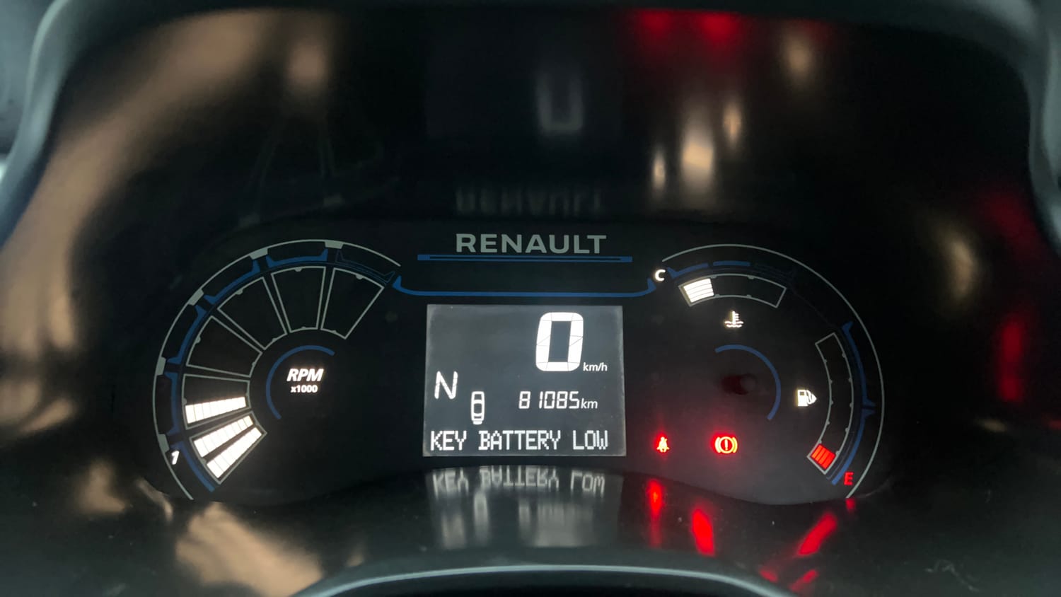 Used 2020 Renault Triber RXZ EASY-R AMT Petrol Automatic interior CLUSTERMETER VIEW