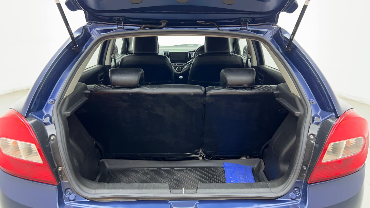 Used 2019 Maruti Suzuki Baleno Zeta Petrol Manual interior DICKY INSIDE VIEW