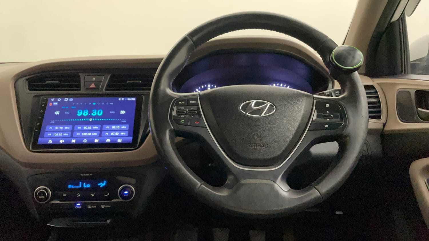 Used 2016 Hyundai Elite i20 Asta 1.4 CRDI (O) Diesel Manual interior STEERING VIEW