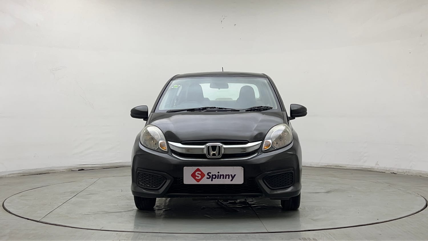Used 2017 Honda Amaze 1.2 S i-VTEC Petrol Manual exterior FRONT VIEW