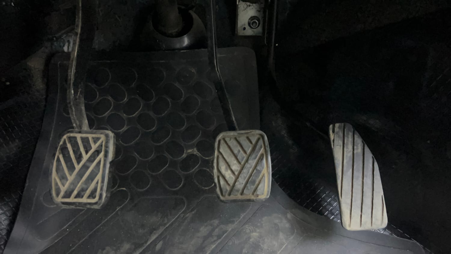 Used 2013 Maruti Suzuki Wagon R 1.0 LXI CNG (outside fitted) Cng Manual interior PEDALS VIEW