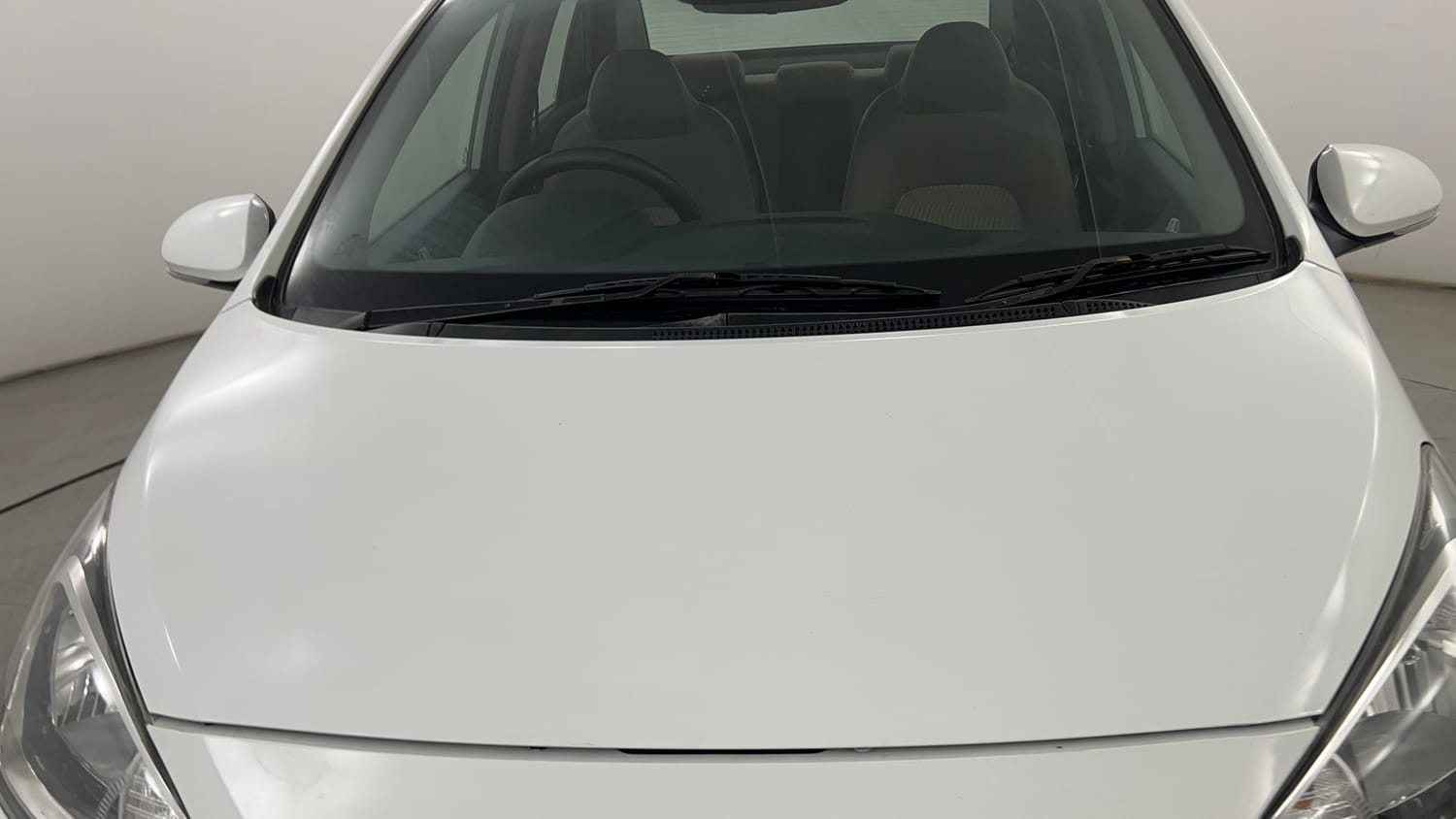 Used 2018 Hyundai Xcent SX 1.1 CRDi Diesel Manual dents MINOR SCRATCH
