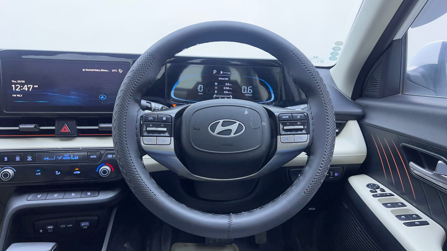 Used 2023 Hyundai Verna SX (O) 1.5 Petrol IVT Petrol Automatic interior STEERING VIEW