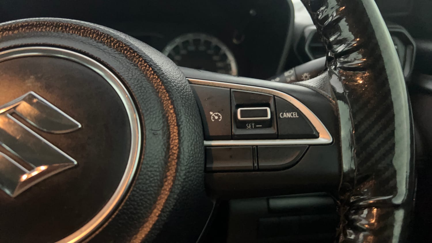 Used 2023 Maruti Suzuki Grand Vitara Zeta Smart Hybrid Petrol Manual top_features Cruise control