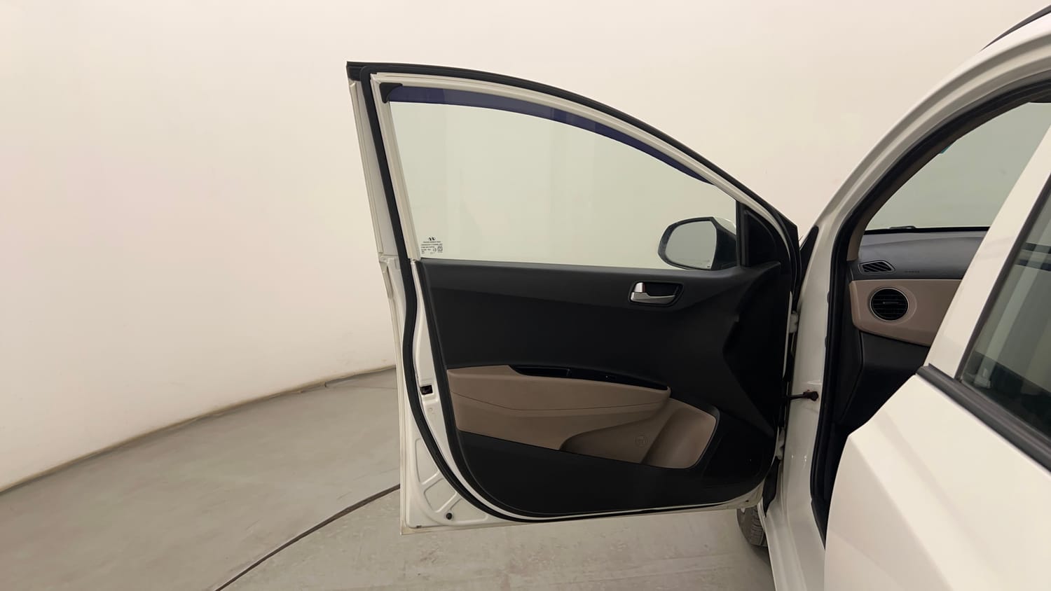 Used 2016 Hyundai Grand i10 Sportz 1.2 Kappa VTVT Petrol Manual interior LEFT FRONT DOOR OPEN VIEW