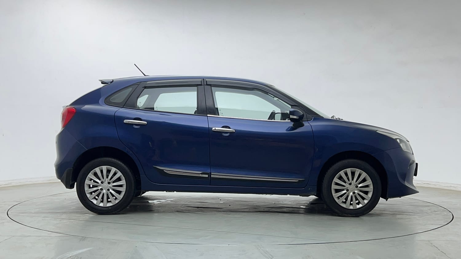 Used 2021 Maruti Suzuki Baleno Delta Petrol+CNG (Outside Fitted) Cng Manual exterior RIGHT SIDE VIEW