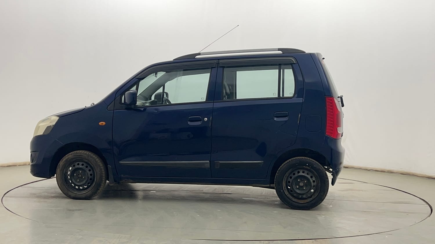 Used 2018 Maruti Suzuki Wagon R 1.0 VXI AMT Petrol Automatic exterior LEFT SIDE VIEW