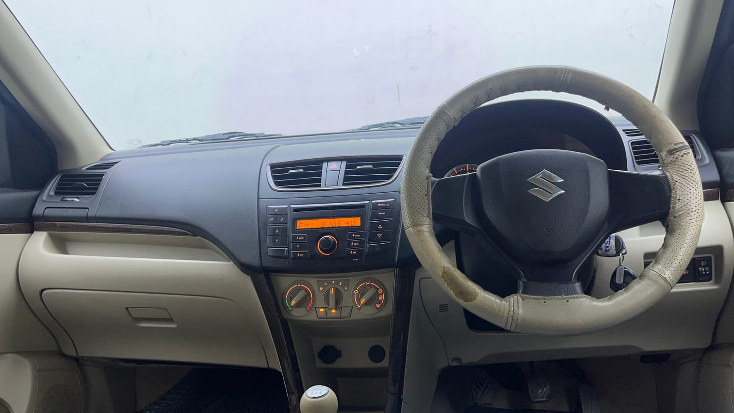 Used 2014 Maruti Suzuki Swift Dzire VXI Petrol Manual interior DASHBOARD VIEW