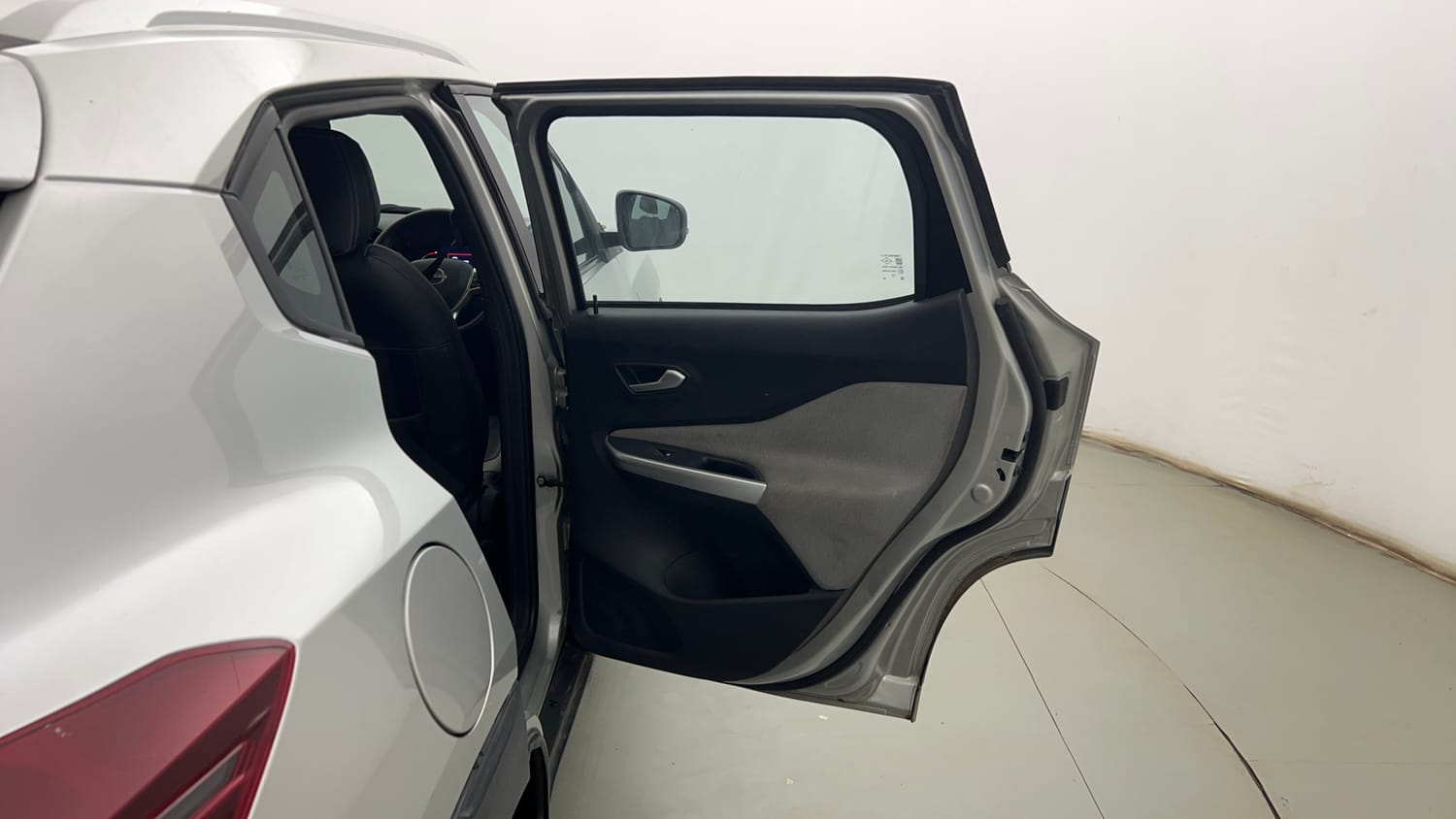 Used 2021 Nissan Magnite XV Petrol Manual interior RIGHT REAR DOOR OPEN VIEW