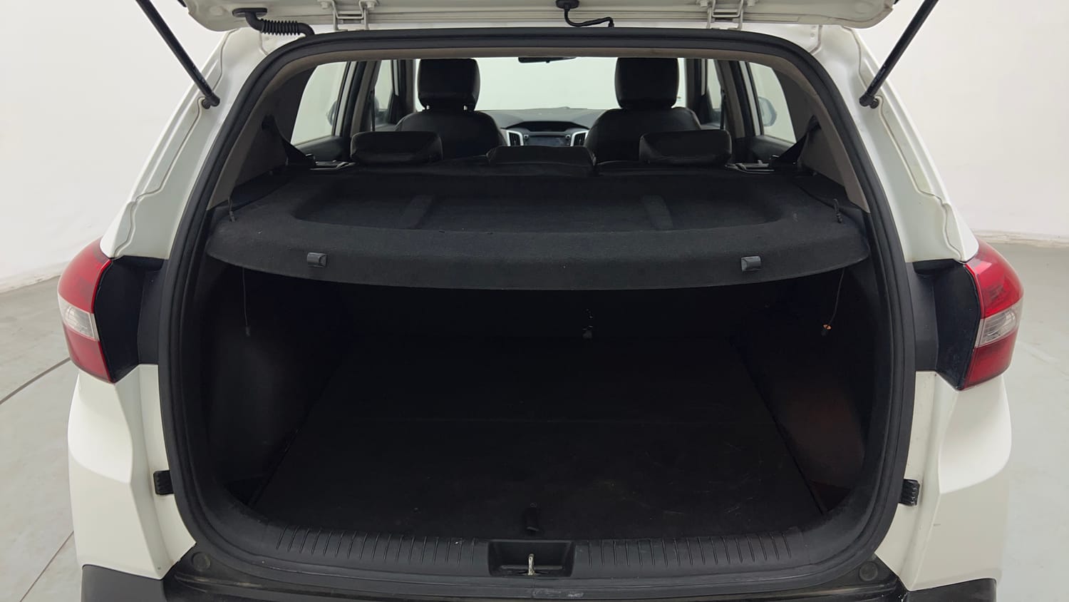 Used 2019 Hyundai Creta SX 1.6 AT CRDi Diesel Automatic interior DICKY INSIDE VIEW
