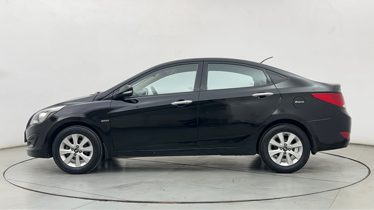 Used 2016 Hyundai Verna 1.6 VTVT S AT Petrol Automatic exterior LEFT SIDE VIEW