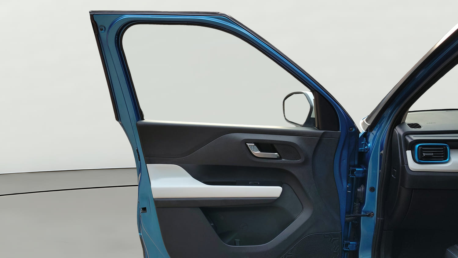 Used 2025 Tata Punch Creative Dual Tone Petrol Manual interior LEFT FRONT DOOR OPEN VIEW