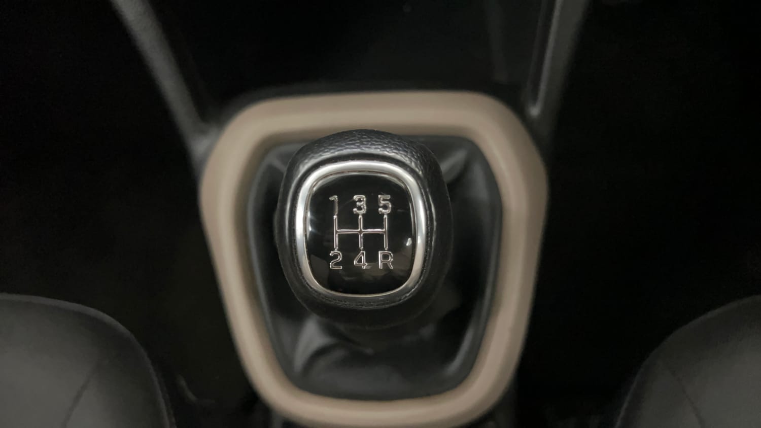 Used 2016 Hyundai Grand i10 Sportz 1.2 Kappa VTVT Petrol Manual interior GEAR  KNOB VIEW