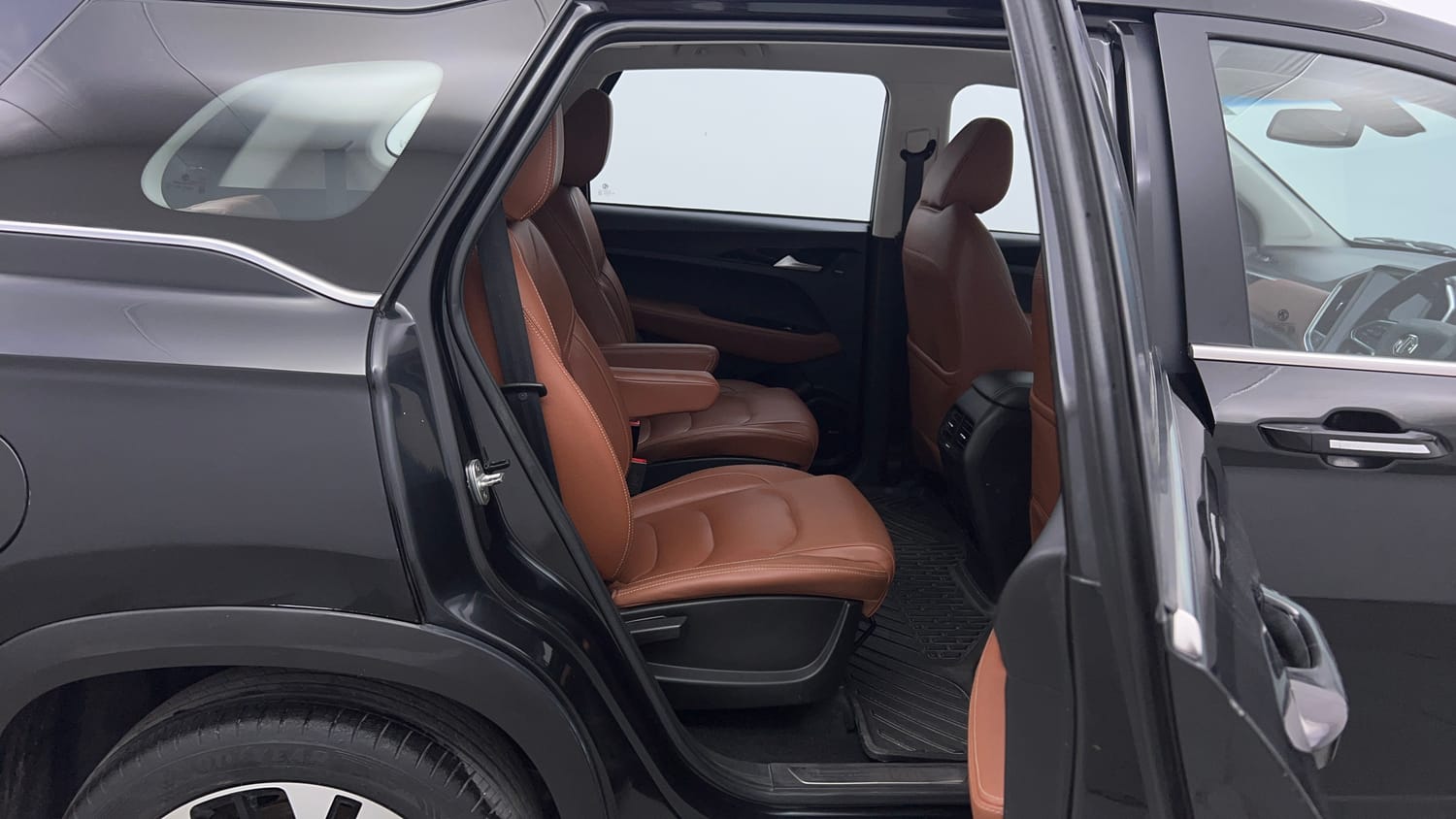 Used 2022 MG Motors Hector Plus Sharp 1.5 Petrol Turbo CVT 6-STR Petrol Automatic interior RIGHT SIDE REAR DOOR CABIN VIEW