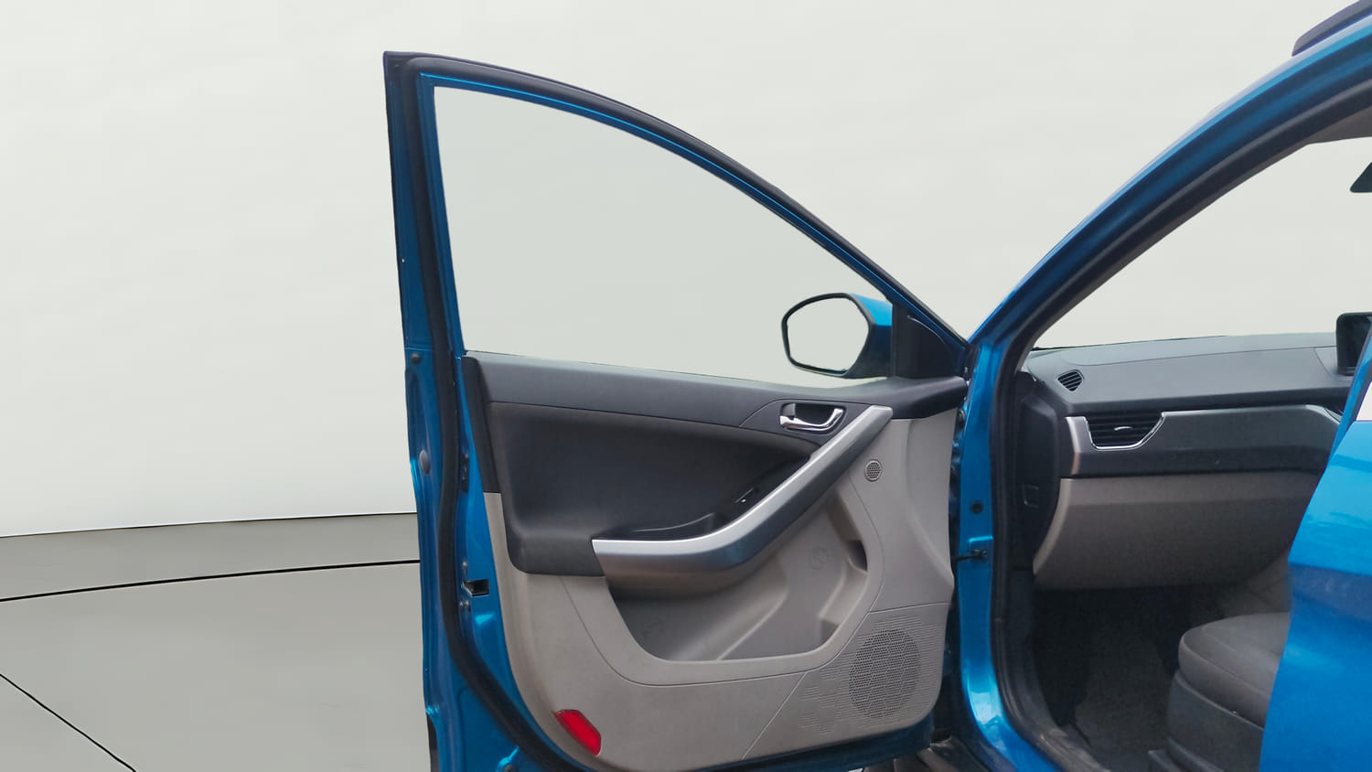 Used 2017 Tata Nexon XZ Plus Diesel Diesel Manual interior LEFT FRONT DOOR OPEN VIEW