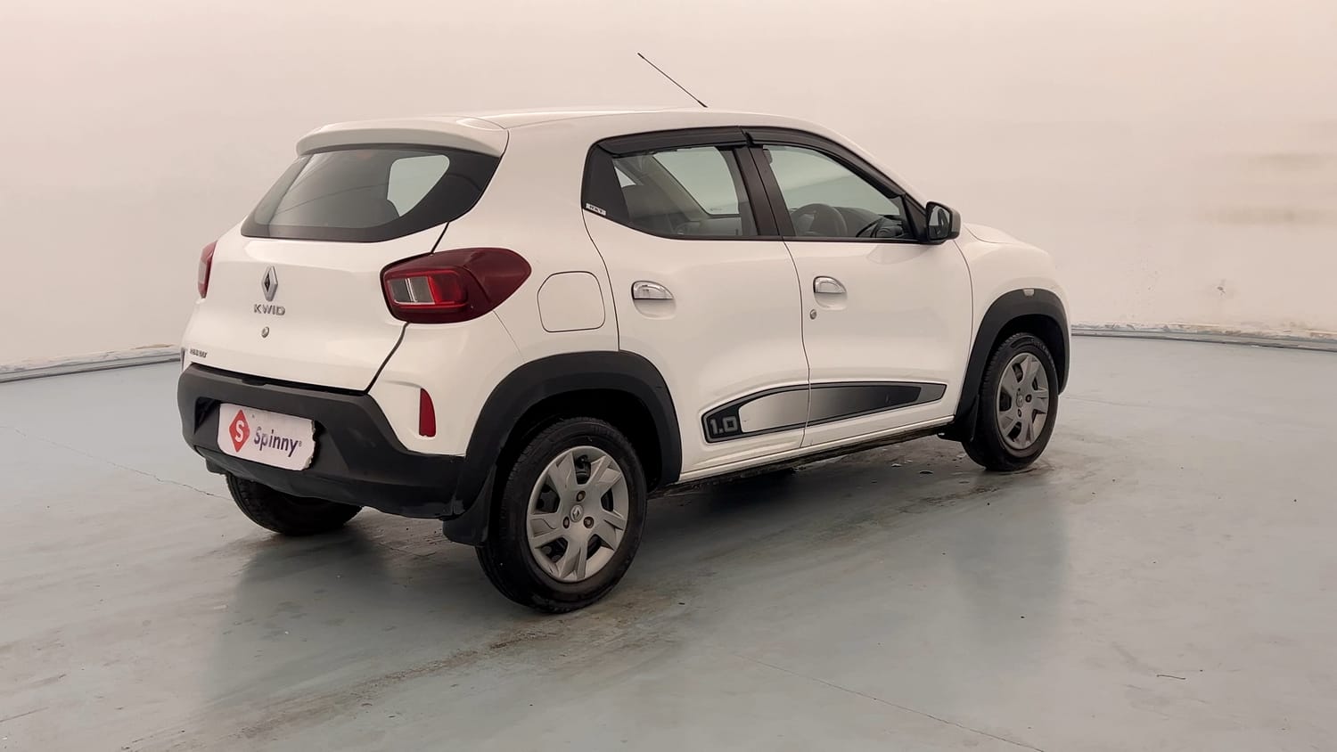 Used 2021 Renault Kwid RXT 1.0 Opt Petrol Manual exterior RIGHT REAR CORNER VIEW