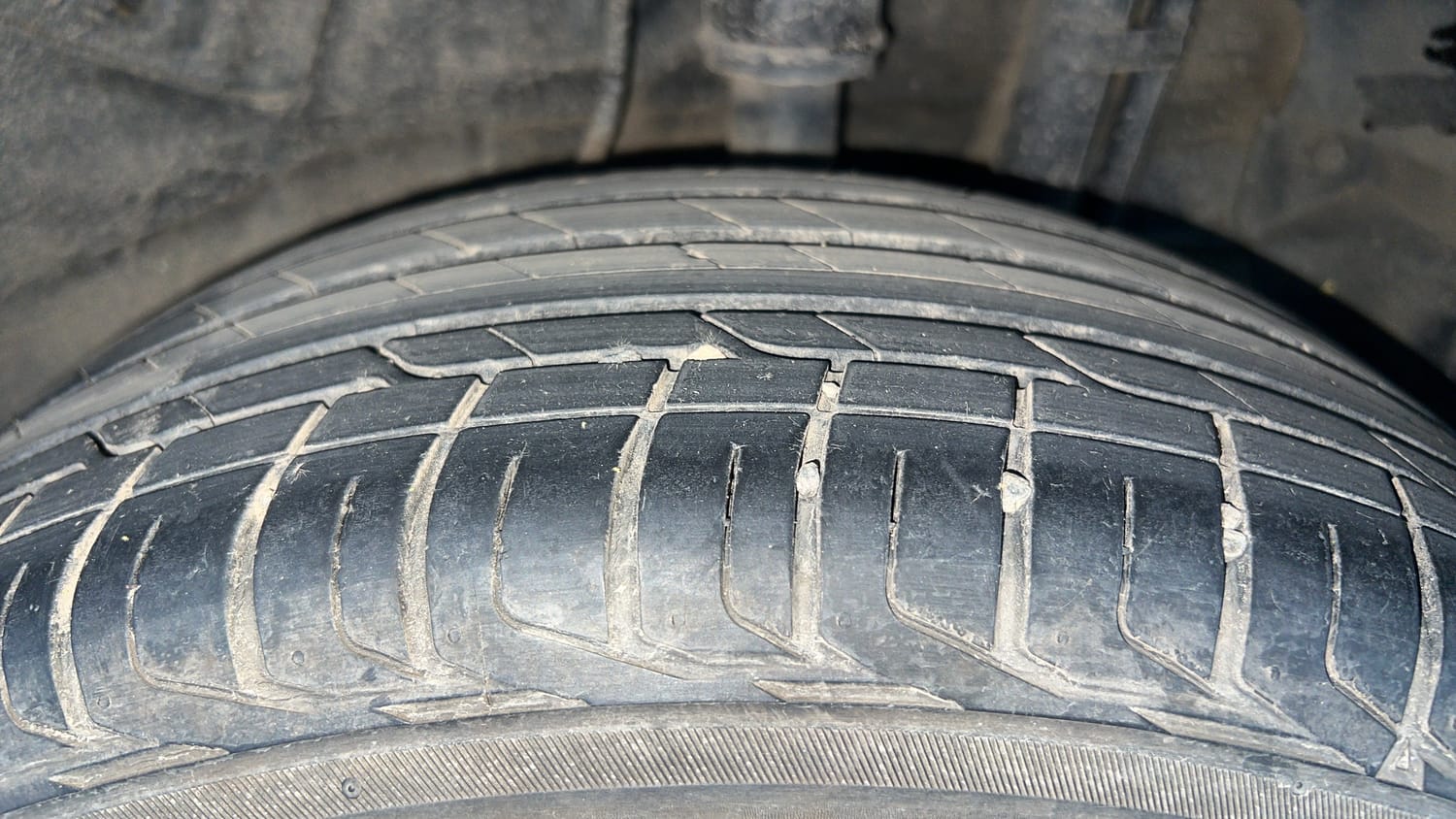 Used 2021 Tata Nexon XM Petrol Manual tyres LEFT REAR TYRE TREAD VIEW